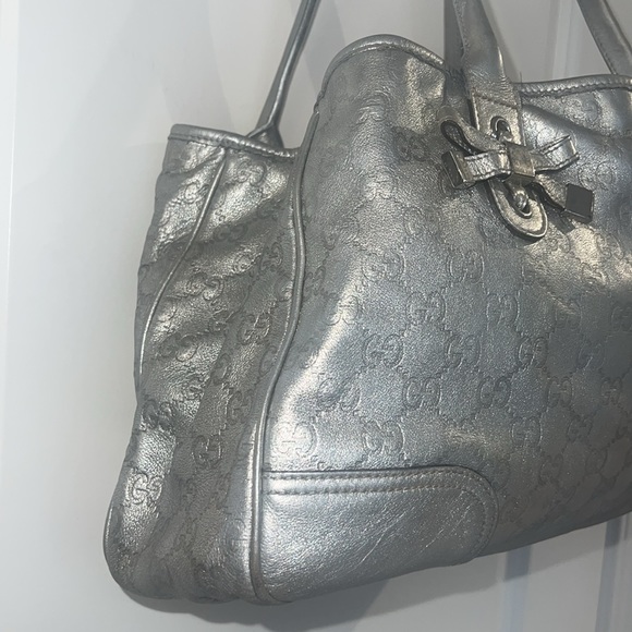 Authentic Gucci Purse Guccissima Leather Metallic Silver - Picture 3 of 13